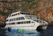 Galapagos yachts: Galaeco Galapagos Ecuador - Galapagos cruises and hopping tours, last minute deals, Ecuador air tickets, daily tours, rainforest trips, Galapagos travel information.